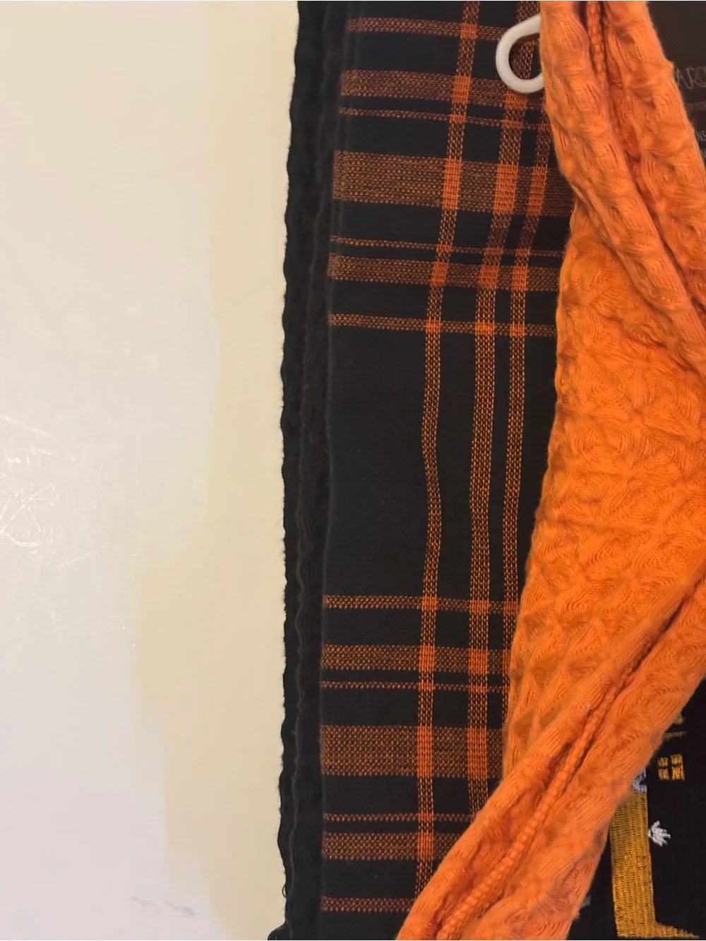 Cynthia Rowley Orange & Black Haunted House Kitchen Towels